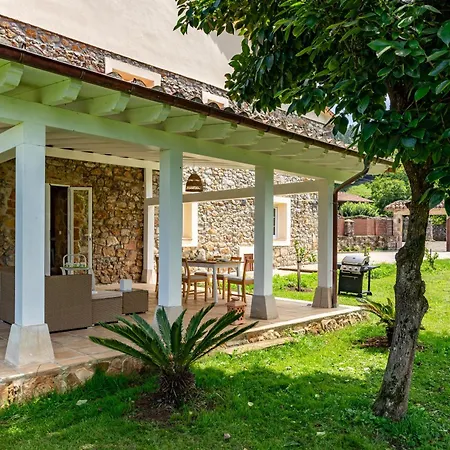 Semesterbostad La Casuca Del Musico Novales